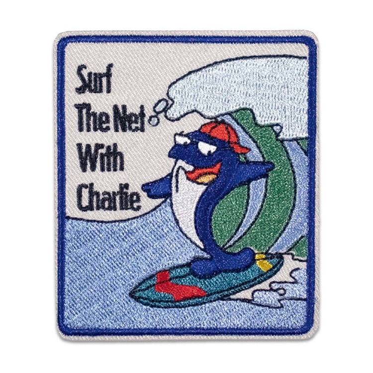 【メール便発送】アイロンワッペン 企業系 キャラクター ワッペン アップリケ 高さ7.5x幅6.4cm チャーリ カスタマイズ かわいい オシャレ おしゃれ かっこいい アメリカンキャラクター自分流にカスタマイズ！かわいいカンパニーキャラクターデザインのアイロンパッチ。