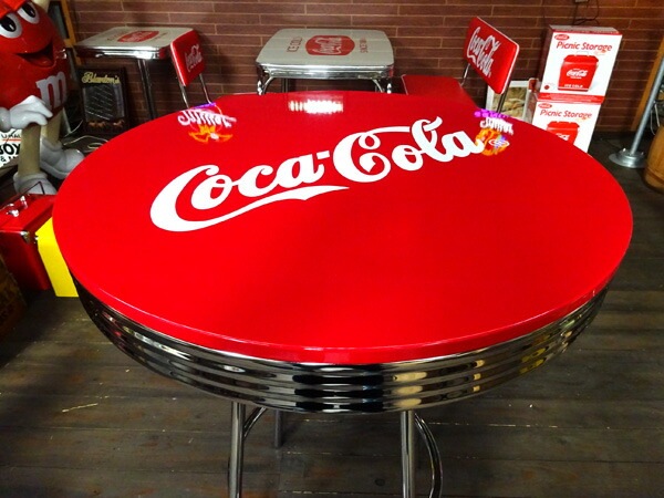 コカ・コーラ テーブル ハイテーブル アメリカン 家具 ハイテーブルセット + 「コカ・コーラ」24本 | Penny's Market