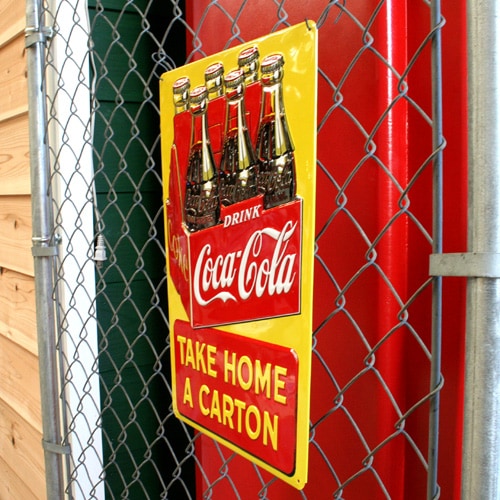 ★コカコーラ レプリカメタル看板 アメリカ製 希少品 未開封★ 楽天市場】コカコーラ 看板 ダイカット エンボス メタルサイン