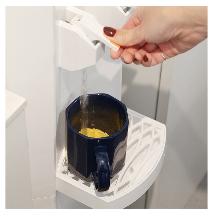 マグカップ 日本製 ポーセリン メジャリング マグ 陶磁器 300ml 目盛り付き 八角形 シンプル おしゃれ プレゼント DETAIL好みの濃さのドリンクを楽しめる目盛付きマグ。スタッキングも可能！