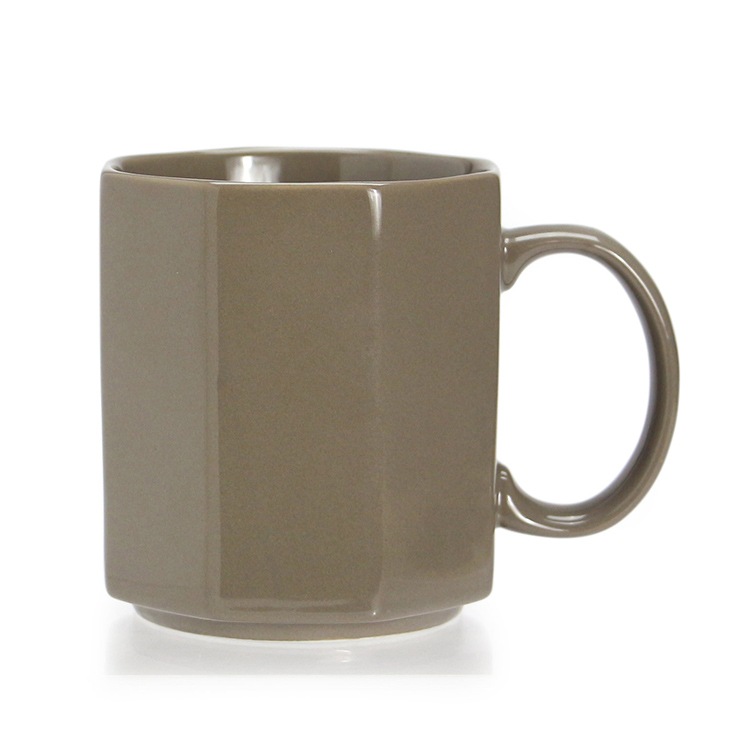 マグカップ 日本製 ポーセリン メジャリング マグ 陶磁器 300ml 目盛り付き 八角形 シンプル おしゃれ プレゼント DETAIL好みの濃さのドリンクを楽しめる目盛付きマグ。スタッキングも可能！