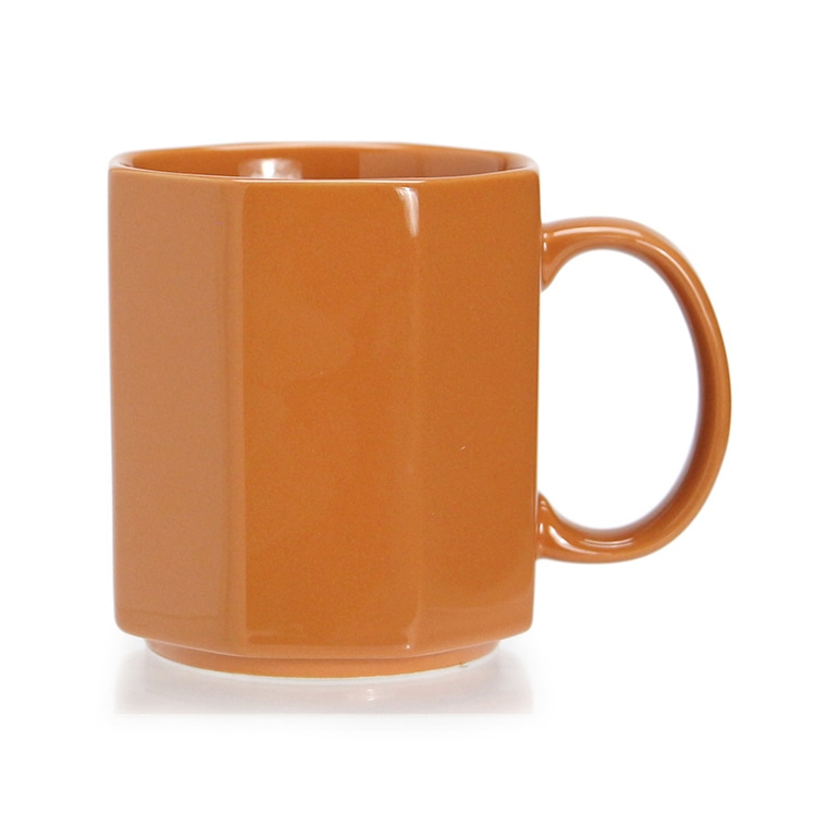 マグカップ 日本製 ポーセリン メジャリング マグ 陶磁器 300ml 目盛り付き 八角形 シンプル おしゃれ プレゼント DETAIL好みの濃さのドリンクを楽しめる目盛付きマグ。スタッキングも可能！