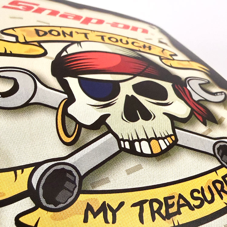 【メール便発送】ステッカー Snap-on スナップオン デカール DONT TOUCH MY TREASURE 縦16×横12cm ビニル製 アメリカン雑貨アメリカの工具ブランドのステッカー 工具好きのための一枚。