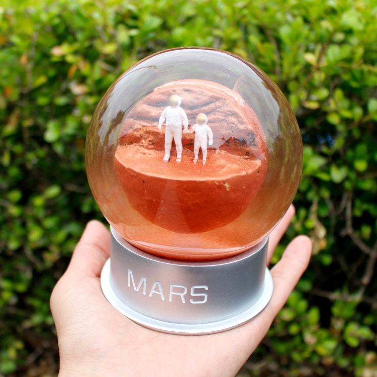 オブジェ MARS DUST GLOBE マーズ ダストグローブ 火星のスノーグローブ ドーム直径10cm ガラス、ポリレジン スノードーム オブジェ 置物 おしゃれ
