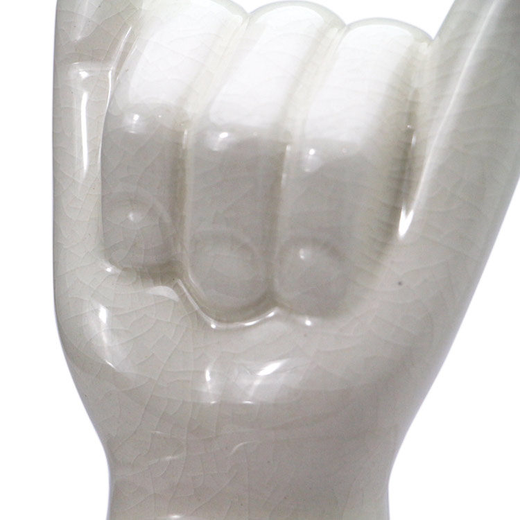 ポーセリン ハンドオブジェ ”Hang Loose”  W9.4×D5.1×H14.5cm / 142g 陶器製