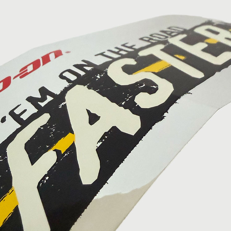 【メール便発送】Snap-on スナップオン デカール FASTER 縦9.4×横17.3cmアメリカの工具ブランドのステッカー 工具好きのための一枚。