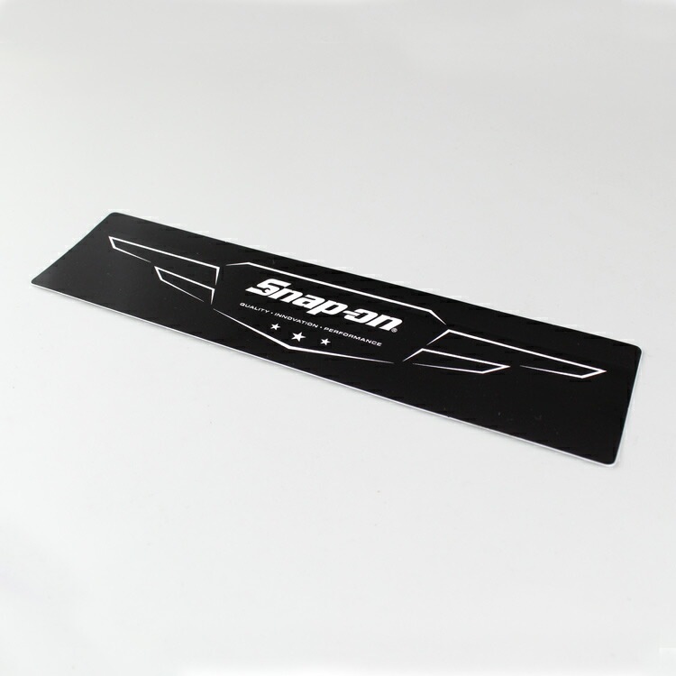 【メール便発送】ステッカー Snap-on スナップオン デカール スクエア ブラック Snap-on WING 縦4.4×横18.3cm シール 車 ガレージ アメリカン雑貨アメリカを代表する工具メーカーのオフィシャルデカール。