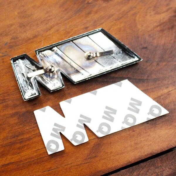 【メール便発送】3D エンブレムステッカー 「M」 BMW カーアクセサリー 立体ステッカー クルマ アメリカ雑貨 アメリカン雑貨貼ると速く見えるエンブレム型ステッカー。