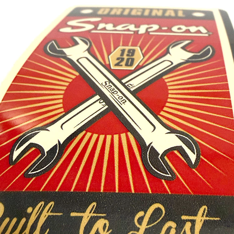 【メール便発送】Snap-on スナップオン デカール Built to Last 縦12.5×横7.5cmアメリカの工具ブランドのステッカー 工具好きのための一枚。
