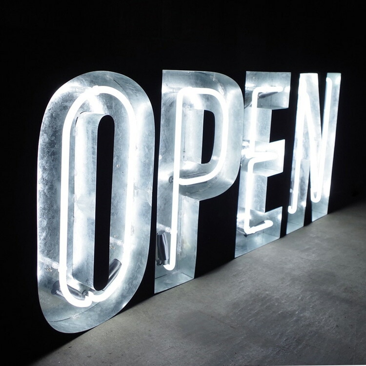オープン　ネオン看板　アメリカン雑貨　送料込み オープン ネオン看板 アメリカン雑貨 送料込み Amazon.co.jp
