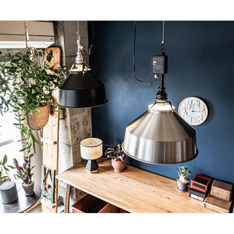 照明 AMP アルミシェードランプ SQ スモール ワイヤー ブラック AMP-L028 直径32×高さ38cm（全高69-149cm） アルミ、スチール製 1灯 ペンダントライト おしゃれ インダストリアル ビンテージ