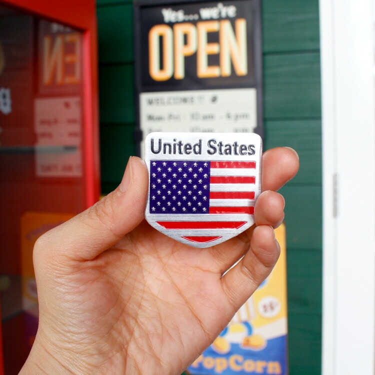 【メール便発送】ステッカー 車 シール アルミステッカー United States 縦5×横5cm アメリカンフラッグ 星条旗 ホームベース型 カーアクセサリー アメリカン雑貨