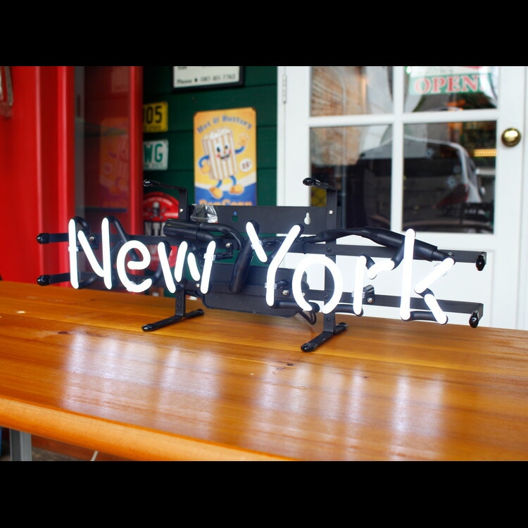 アメリカンネオンサイン New York ニューヨーク 文字デザイン 縦17×横