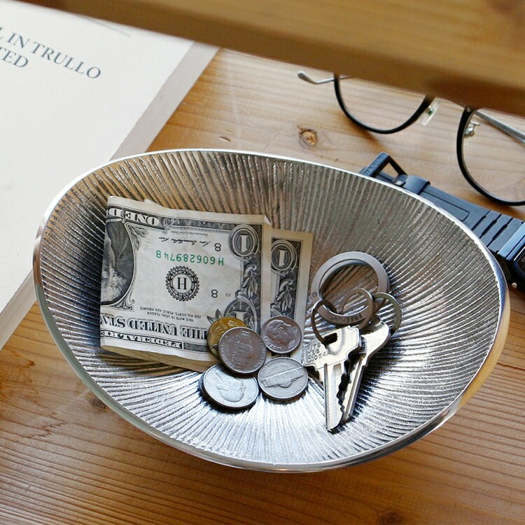 トレイ Aluminium Oval Tray 81381 アルミニウムトレイ W20×D15×H5.8cm 小物入れ 灰皿 おしゃれ トレー 整理用品 DETAIL