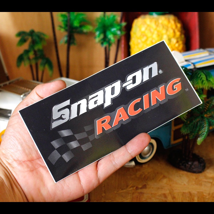 【メール便発送】ステッカー 車 かっこいい スナップオン 黒四角 SNAP-ON RACING 縦8.2×横17.6cm Snap-on シール デカール アメリカ雑貨 アメリカン雑貨アメリカを代表する工具メーカーのオフィシャルデカール。