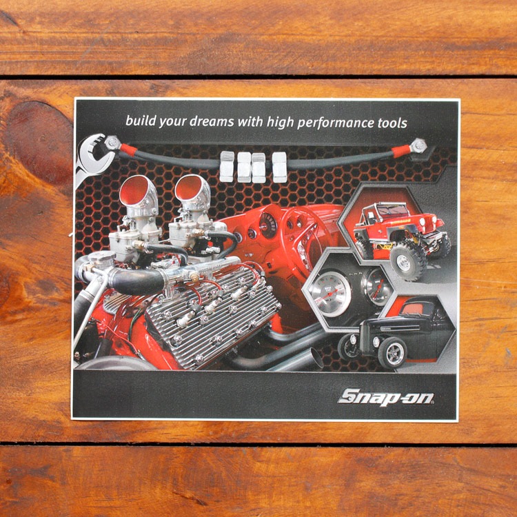 【メール便発送】ステッカー 車 かっこいい スナップオン スクエア エンジン柄 縦12.6×横15.1cm Snap-on シール デカール アメリカ雑貨 アメリカン雑貨アメリカを代表する工具メーカーのオフィシャルデカール。