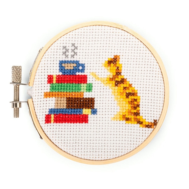メール便発送】刺繍 キット キッカーランド キャット ミニ クロス