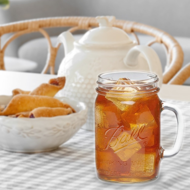 ドリンクマグ Ball ボール ドリンキング メイソンジャー 16oz 473ml ドリンクマグ レギュラーマウス ガラス製 取っ手付き Drinking Mason Jar 機能性とデザイン性を兼ね備えたアメリカのドリンクカップ。