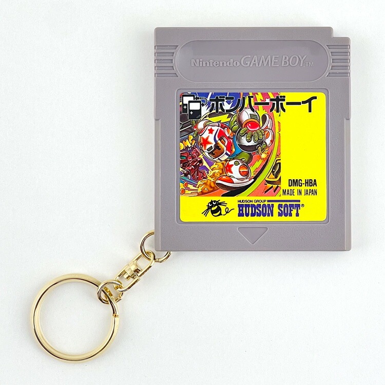 【メール便発送】ジャンク ゲームソフト キーホルダー 「ボンバーボーイ」 カセットサイズ：縦6.5×横5.8×厚さ0.8cm プラスチック製 リング ゲームボーイ GAME BOYゲームボーイカセットをリメイク！ Gameboy ジャンクカセット