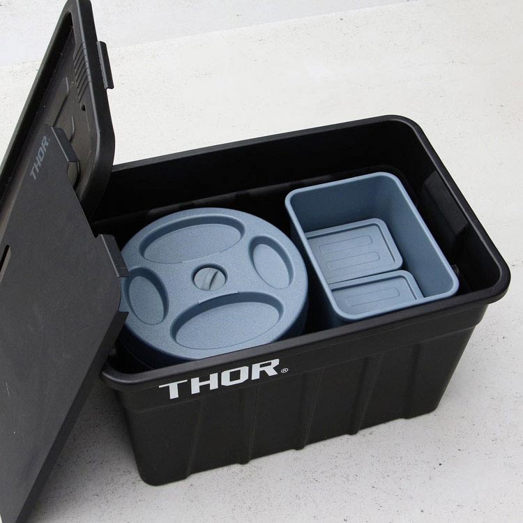 10Lのドリンクを保冷、 保温しながら使用できる THOR Water Jug