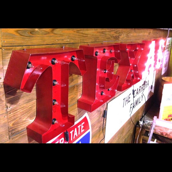 アメリカンサイン w ライト 「TEXAS」 （テキサス ） ガレージング インテリア 照明 オブジェ アメリカ  アメリカ雑貨 アメリカン雑貨