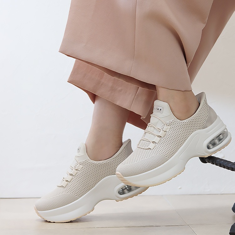 スニーカー 撥水 手を使わずに履ける スリップインシューズ 2026新作 厚底 エアーソール レースアップ ゴム紐 90952