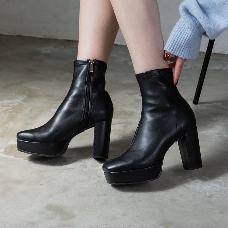 ショートブーツ 厚底ブーツ スクエアトゥ ハイヒール ヒール9cm チャンキーヒール ブラック アイボリー 23812