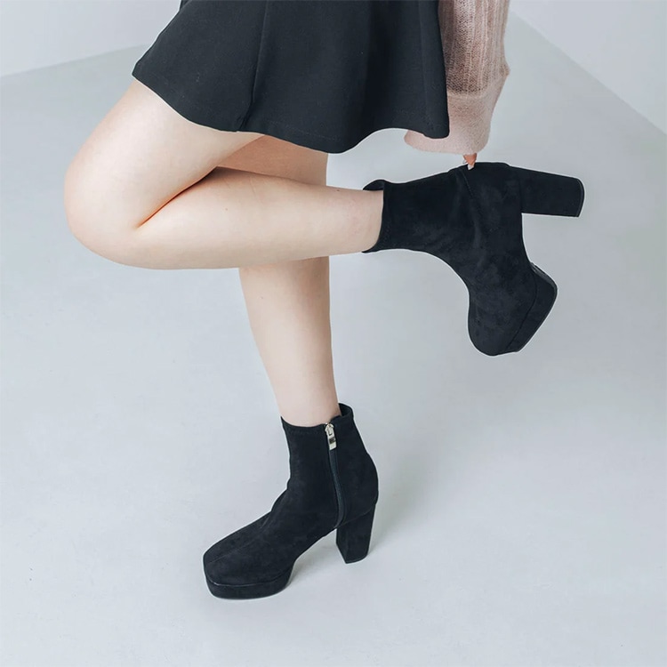 ショートブーツ 厚底ブーツ スクエアトゥ ハイヒール ヒール9cm チャンキーヒール ブラック アイボリー 23812