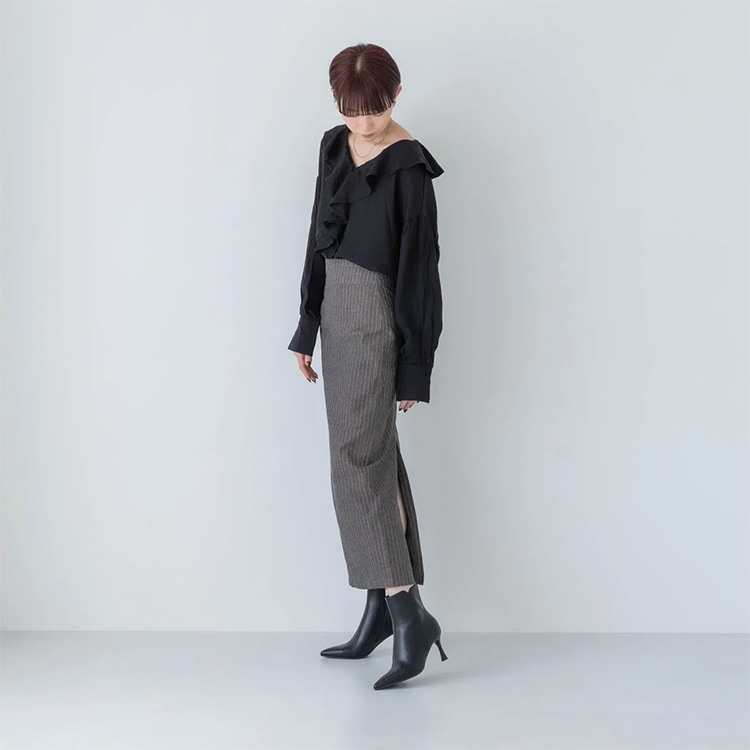 ショートブーツ ポインテッドトゥ 7cmヒール ハイヒール 2025新作 ブラック ベージュ きれいめ ブーツ 23847