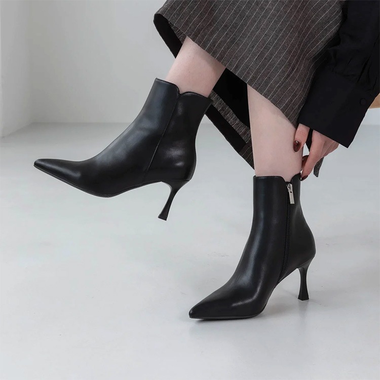 ショートブーツ ポインテッドトゥ 7cmヒール ハイヒール 2025新作 ブラック ベージュ きれいめ ブーツ 23847