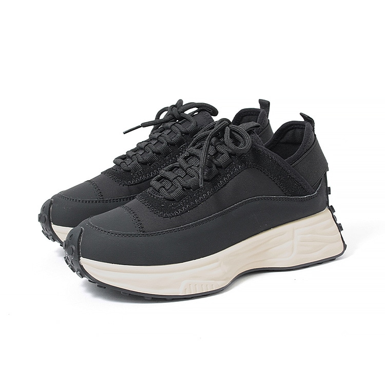 スニーカー レザー 本革 厚底 ひも靴 レースアップ ライトクッションスニーカー 2026新作 白 黒 2300