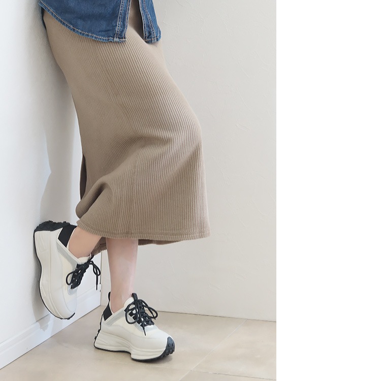 スニーカー レザー 本革 厚底 ひも靴 レースアップ ライトクッションスニーカー 2026新作 白 黒 2300