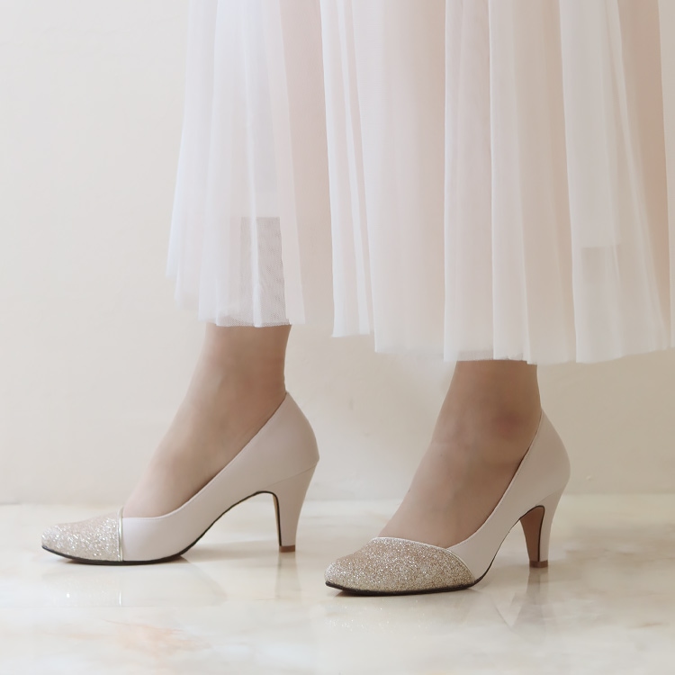 パンプス ヒール7cm 日本製 ハイヒール 2026新作 アーモンドトゥ アーチクッション 結婚式 セレモニー ラメ 1701