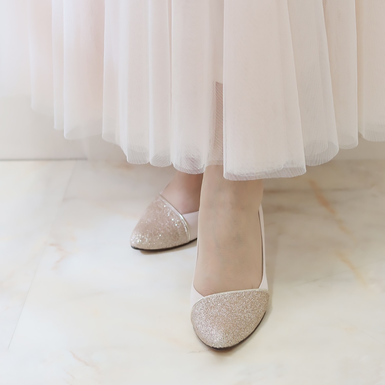 パンプス ヒール7cm 日本製 ハイヒール 2026新作 アーモンドトゥ アーチクッション 結婚式 セレモニー ラメ 1701