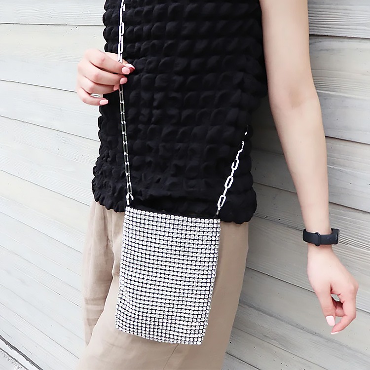 バッグ  ショルダーバッグ サコッシュ 斜め掛け ラインストーン ミニバッグ パーティーバッグ 5149