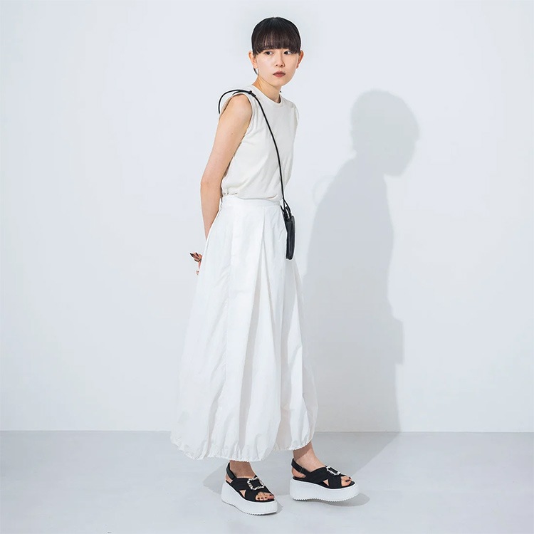 サンダル ビジュー バックル バックベルト 厚底 フラット 2025新作 8cmヒール スポサン イーボル 5609