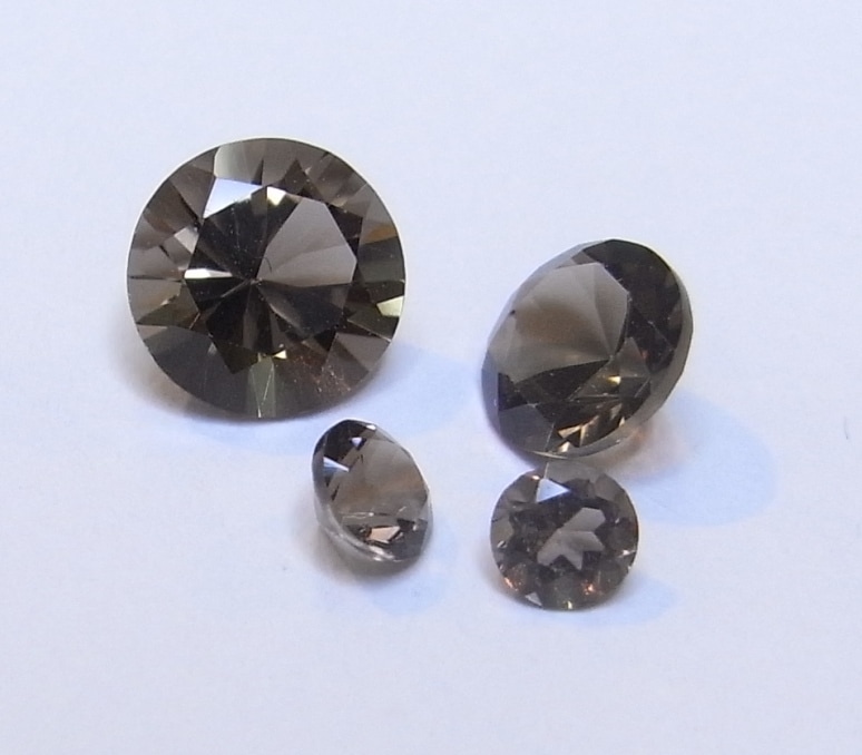 S446 スモーキークォーツ ラウンドカット 3．0mm｜彫金工具販売