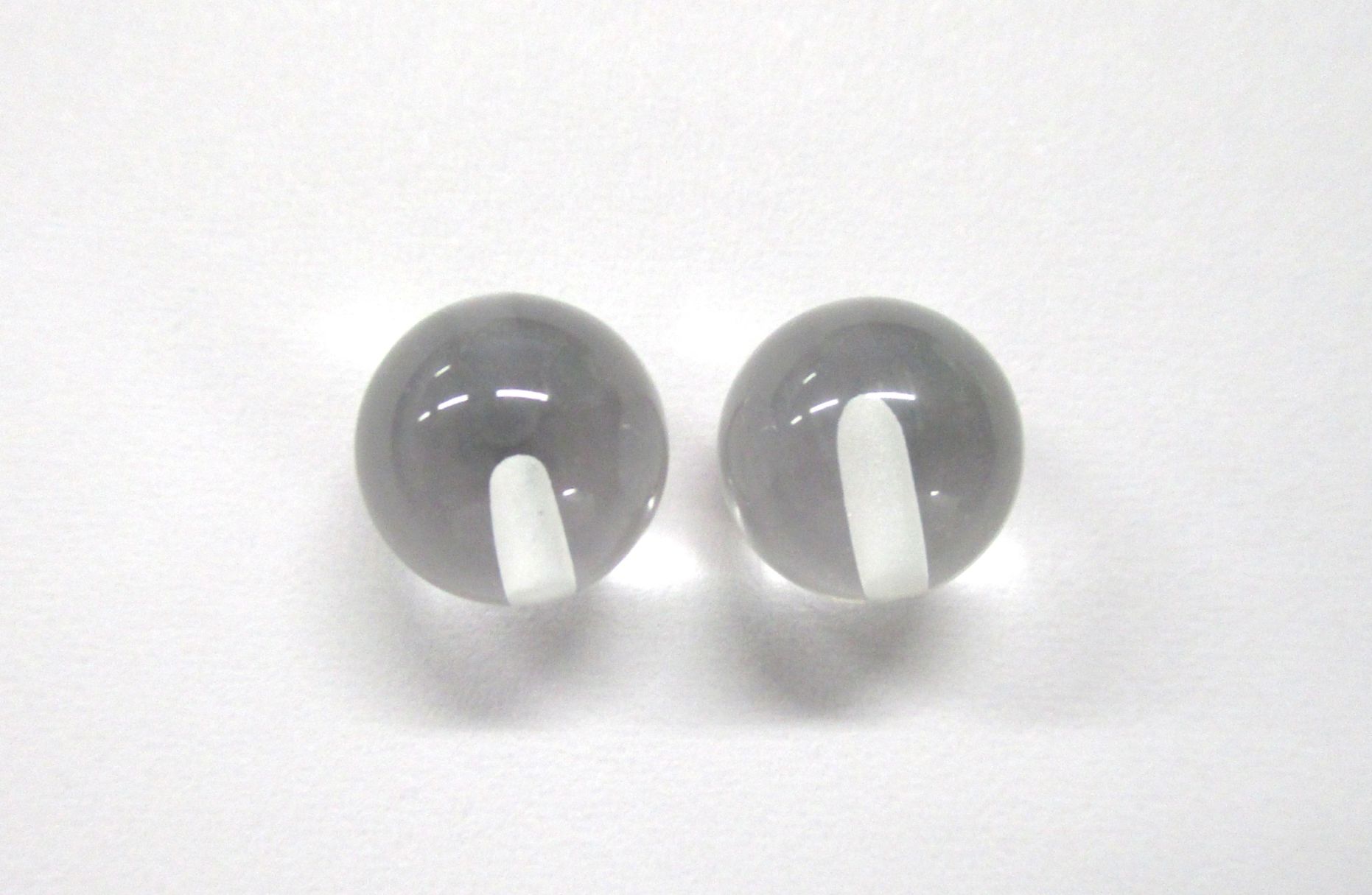 S204 水晶 丸玉（片穴） 2mm｜彫金工具販売のコモキン