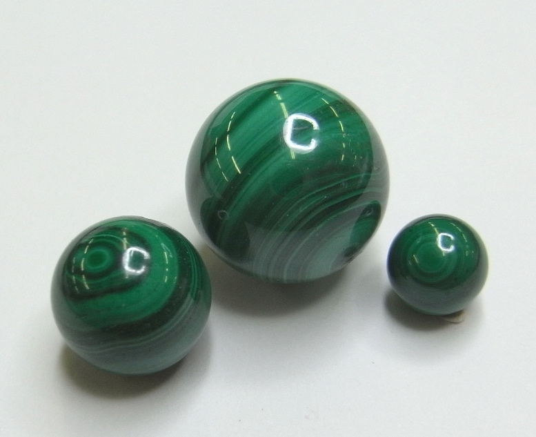 丸玉 S213 マラカイト 丸玉（片穴） 10mm｜彫金工具販売のコモキン