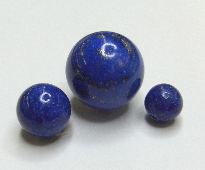 S217 ラピスラズリ 丸玉 （片穴） 4mm｜彫金工具販売のコモキン