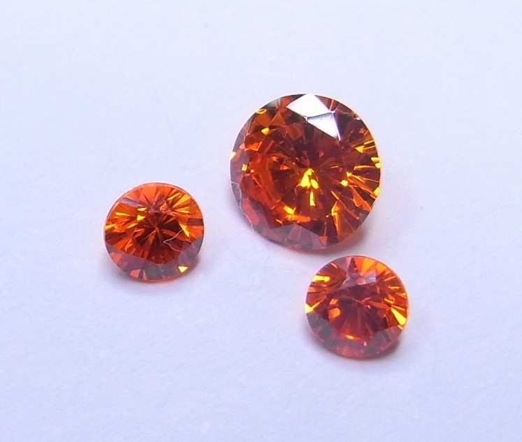 S02 カラーキュービックジルコニア オレンジ 6．5mm｜彫金工具