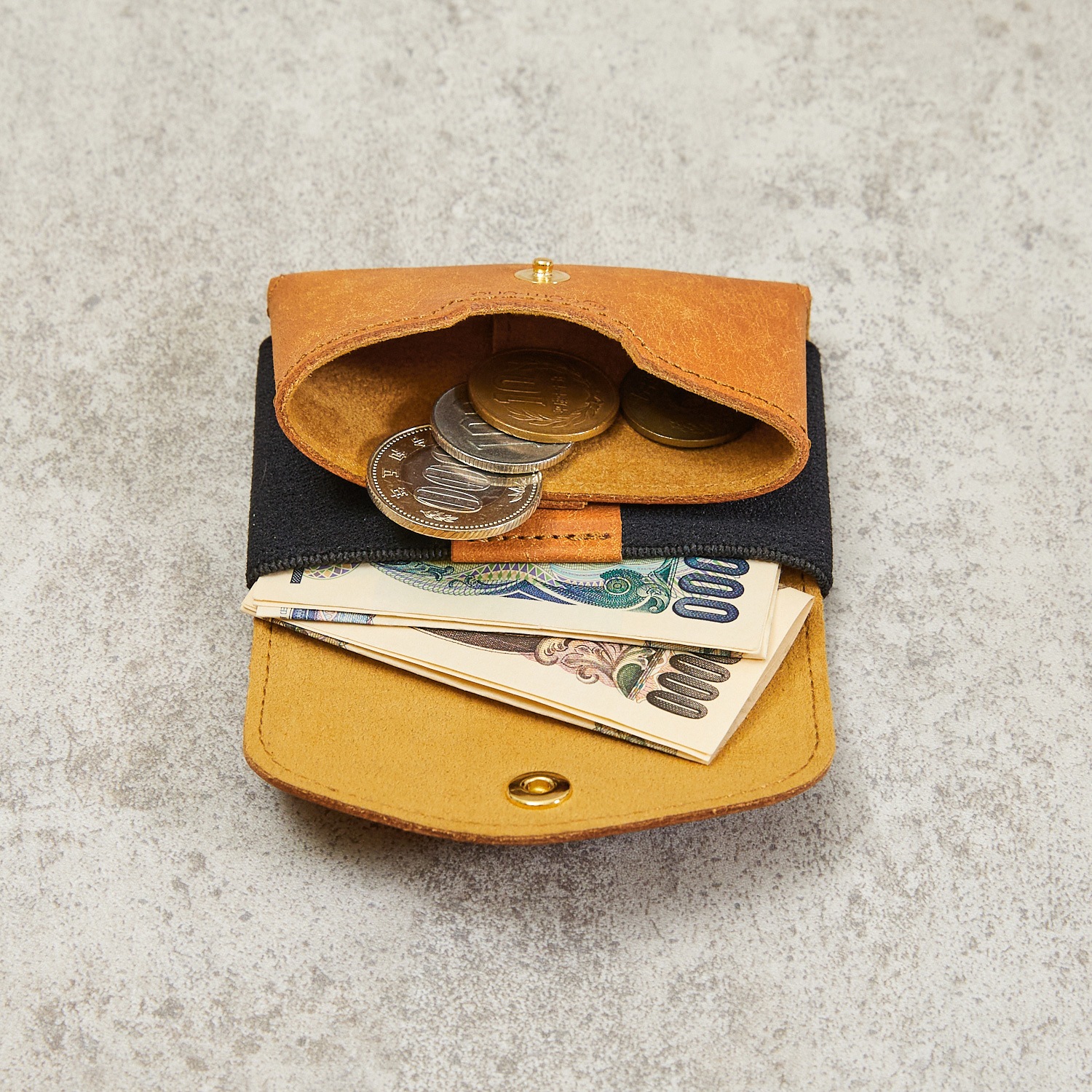 プエブロレザーを使用した世界最小クラスの小さい財布　Tiny-001pb / Pueblo