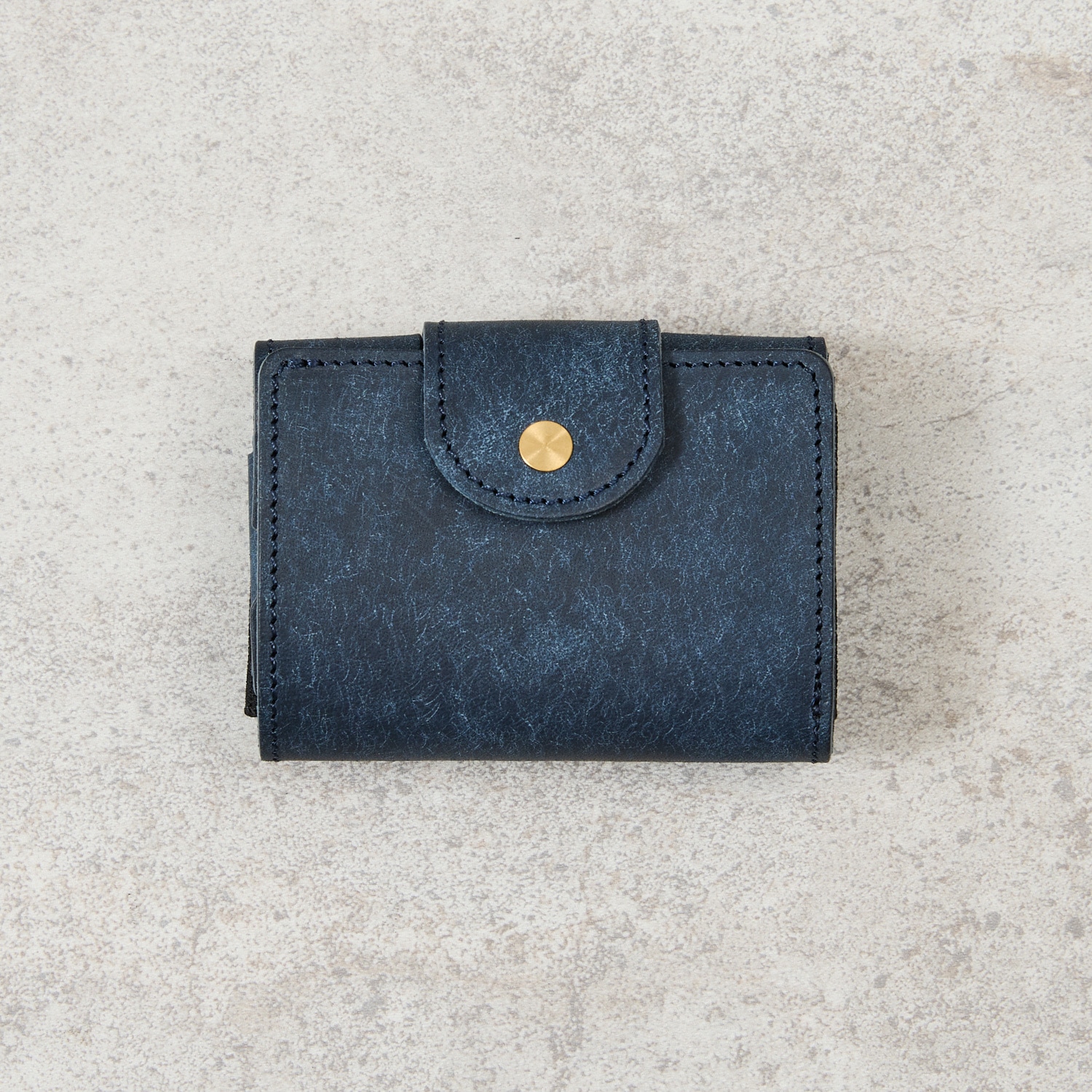 プエブロレザーを使用したお札を折らずに収納できる極小サイズの三つ折りミニ財布 Tiny-002pb / Pueblo