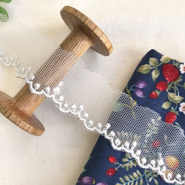 SIC-7539：チュールエンブロイダリーレース(m販売) - リボンのお店