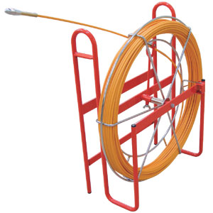 バケット車の通線機の設置が可能！ケーブル通線作業効率が大幅にＵＰ！ バケットランナー (通線ワイヤー)  【ロッドセット】E-4198R　100m