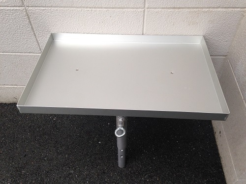 【販売終了】クロージャーまであと少し･･･が届くようになる 新構造による作業中の急な落下の心配無用！ さらにハイポジションな作業テーブルの快適さをご提供 高さ調節バケット取付作業テーブル　HW550