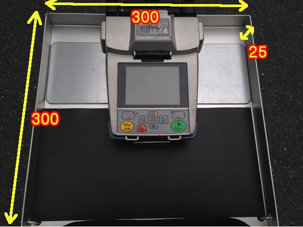 【受注生産】融着機だけでなく、工具を置くスペースも充分にあるハシゴで駅弁売り子ワークスタイルが可能! 首下げ取付作業テーブル NW300