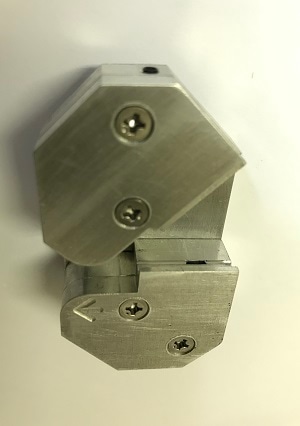 OPGW光ケーブルの心線を安全確実に切込みを入れられる必須工具　ＦＥＰシース切裂工具
