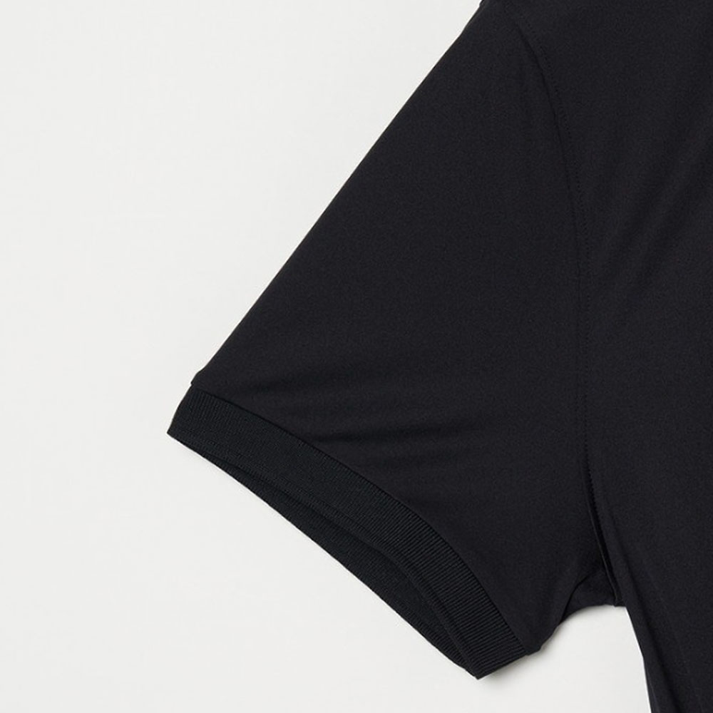 ロゴ刺繍ポロシャツ　BLACK【J.LINDEBERG】