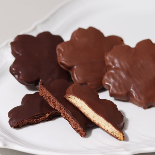 SAKURAショコラティンヌ 8枚入BOX